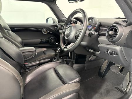 2019-MINI-Hatch-Cooper-S-Auto_7