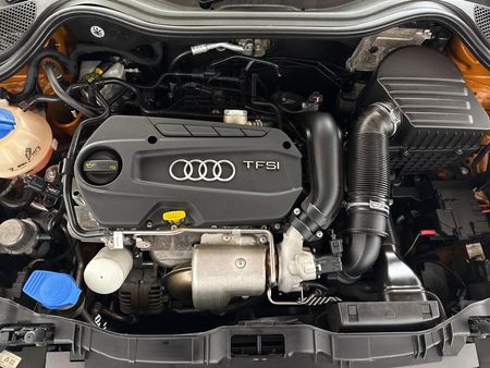 2015-Audi-A1-14-TFSI-3-dr-Ambition-Auto_10