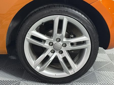 2015-Audi-A1-14-TFSI-3-dr-Ambition-Auto_4