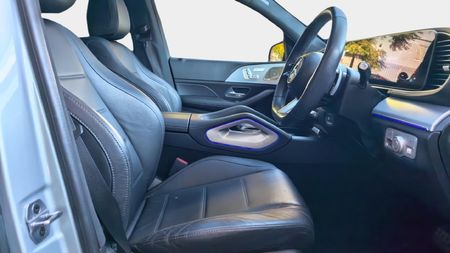 2024-Mercedes-Benz-GLE-450d-4Matic_13