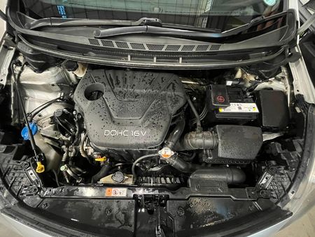 2013-Kia-Cerato-16-EX-Auto_12