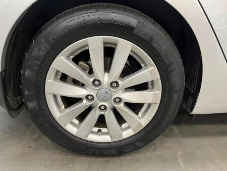 2013-Kia-Cerato-16-EX-Auto_8