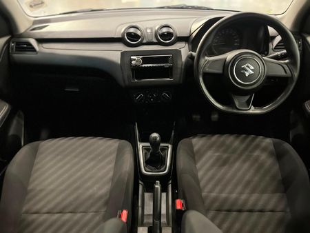 2023-Suzuki-Swift-12-GA_9