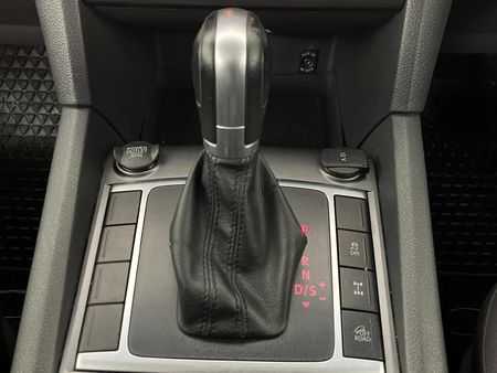 2017-Volkswagen-Amarok-20-BiTDI-Highline-132kW-Auto-Double-Cab_9