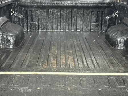 2022-Toyota-Hilux-28-GD-6-Raised-Body-Legend-4x4-Auto-Extended-Cab_12