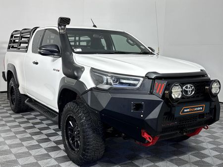 2022-Toyota-Hilux-28-GD-6-Raised-Body-Legend-4x4-Auto-Extended-Cab_15