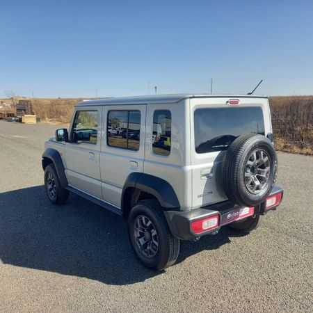 2024-Suzuki-Jimny-15-GLX-AllGrip-5-Door_10