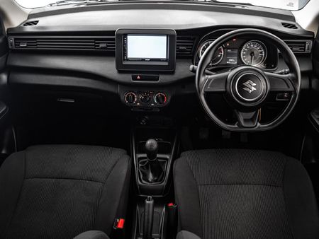 2025-Suzuki-Ertiga-15-GA_13