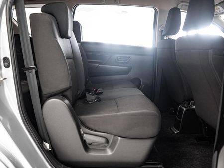 2025-Suzuki-Ertiga-15-GA_15