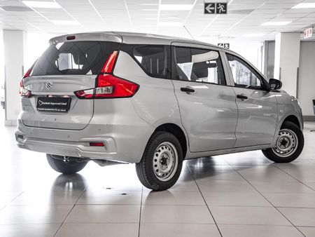 2025-Suzuki-Ertiga-15-GA_18