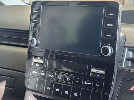 2022-Hyundai-Staria-22d-Executive-Auto_11