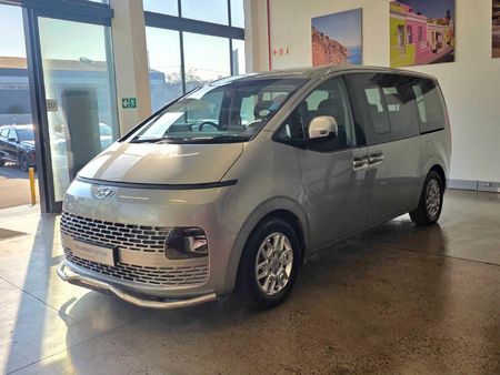 2022-Hyundai-Staria-22d-Executive-Auto_2
