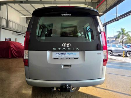 2022-Hyundai-Staria-22d-Executive-Auto_5