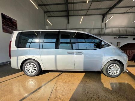 2022-Hyundai-Staria-22d-Executive-Auto_7