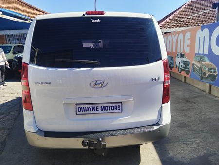 2016-Hyundai-H-1-25-CRDi-Elite-Auto_3