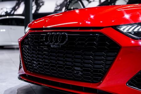 2022-Audi-RS6-quattro-Avant_9