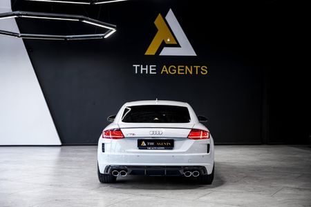 2022-Audi-TT-S-Coupe-quattro-Auto-228kW_6