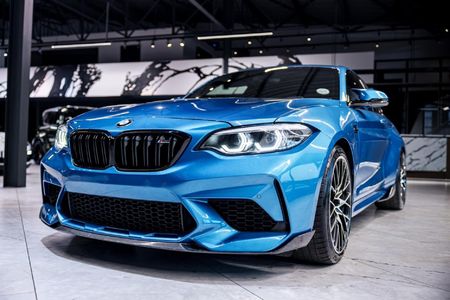 2018-BMW-M2-Competition-Auto_8