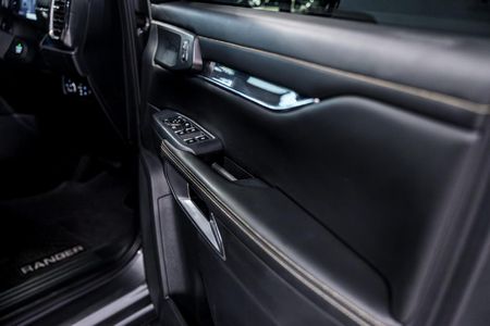 2023-Ford-Ranger-20-Bi-Turbo-Wildtrak-Double-Cab-Auto_25