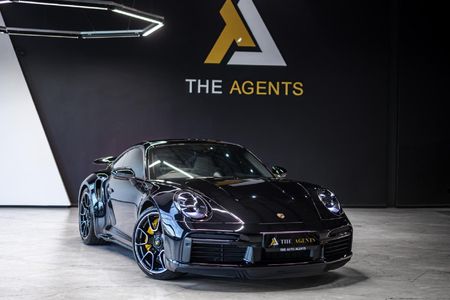 2023-Porsche-911-Turbo-S_0