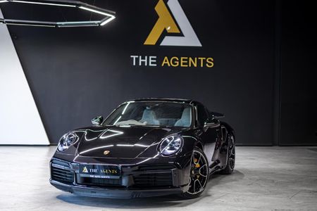 2023-Porsche-911-Turbo-S_2