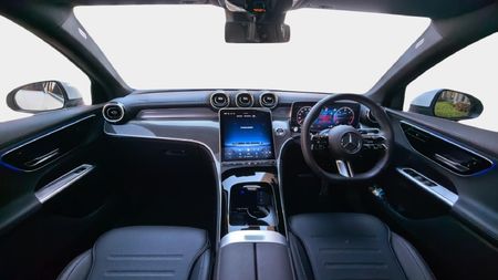 2026-Mercedes-Benz-GLC-300d-Coupe-4Matic-AMG-Line_11