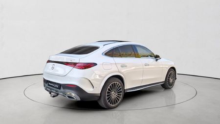 2026-Mercedes-Benz-GLC-300d-Coupe-4Matic-AMG-Line_7