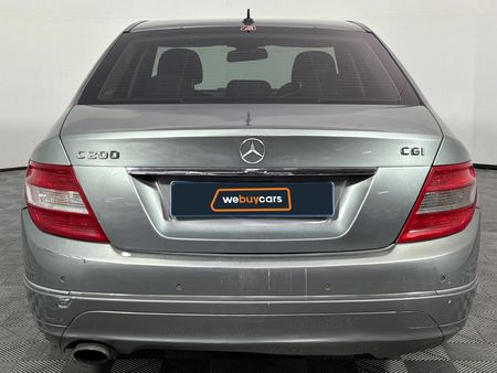 2011-Mercedes-Benz-C-Class-C-200-BE-Classic-Auto_15