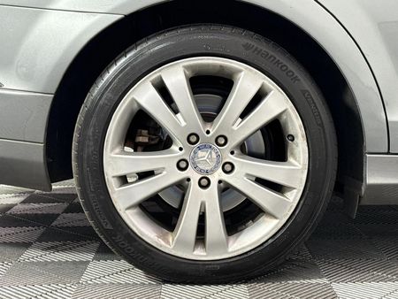 2011-Mercedes-Benz-C-Class-C-200-BE-Classic-Auto_7