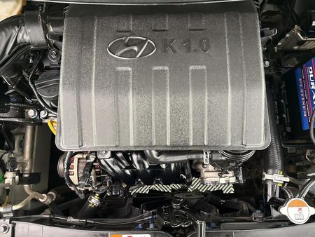 2018-Hyundai-Grand-i10-10-Motion_11