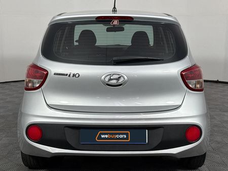 2018-Hyundai-Grand-i10-10-Motion_16