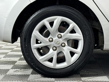 2018-Hyundai-Grand-i10-10-Motion_6