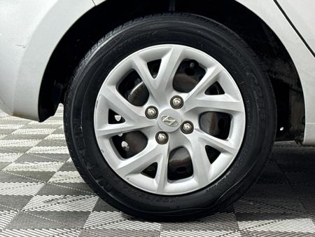 2018-Hyundai-Grand-i10-10-Motion_7