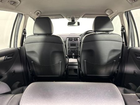 2011-Mercedes-Benz-B-Class-B-180-Auto_13