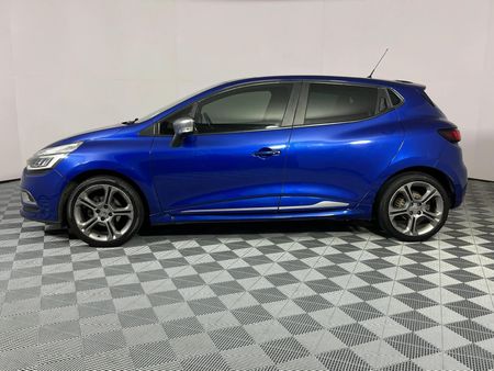 2017-Renault-Clio-IV-12T-GT-Line-88kW_13