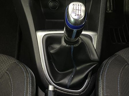 2017-Renault-Clio-IV-12T-GT-Line-88kW_7