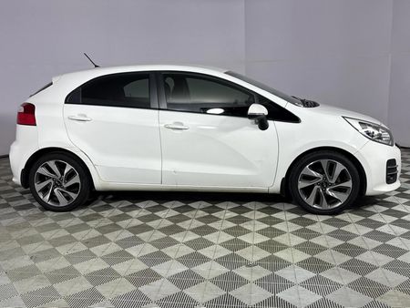 2017-Kia-Rio-14-Tec-5-dr_16