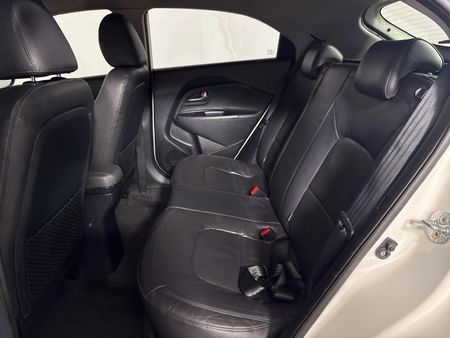 2017-Kia-Rio-14-Tec-5-dr_3