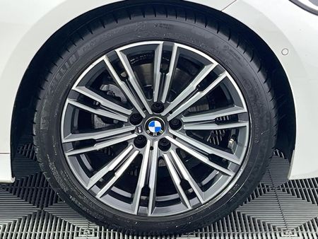 2019-BMW-3-Series-320i-M-Sport-Launch-Edition_5