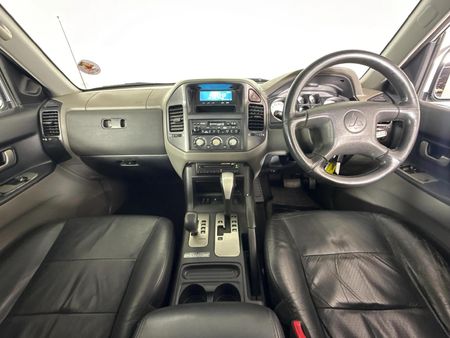2007-Mitsubishi-Pajero-38-V6-GLS-SWB-Auto_1