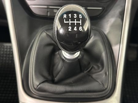 2013-Ford-Kuga-16-EcoBoost-Trend_10