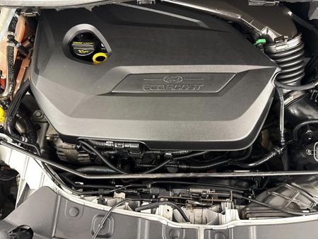2013-Ford-Kuga-16-EcoBoost-Trend_12
