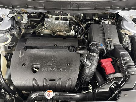 2014-Mitsubishi-ASX-20-GLX-Sport_11