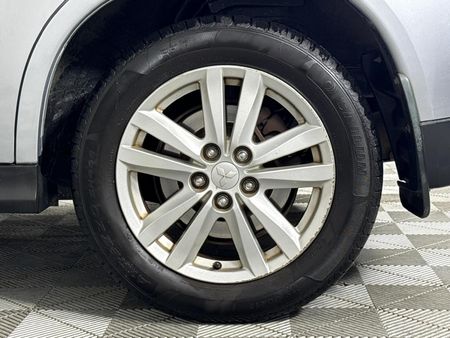 2014-Mitsubishi-ASX-20-GLX-Sport_5