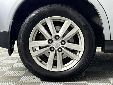 2014-Mitsubishi-ASX-20-GLX-Sport_6
