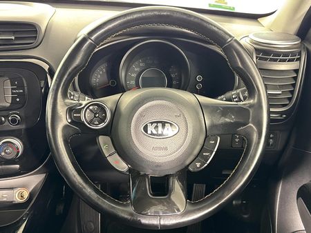 2018-Kia-Soul-16-Start_11