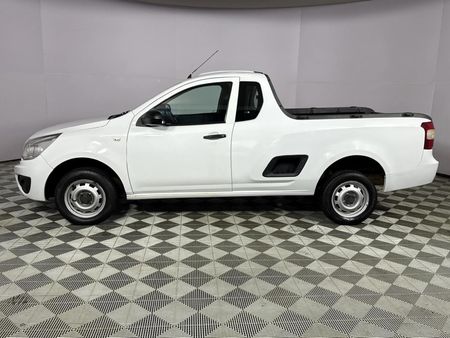 2014-Chevrolet-Utility-14-AC_14