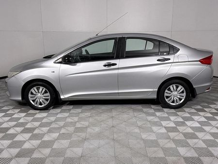 2016-Honda-Ballade-15-Trend-Auto_17