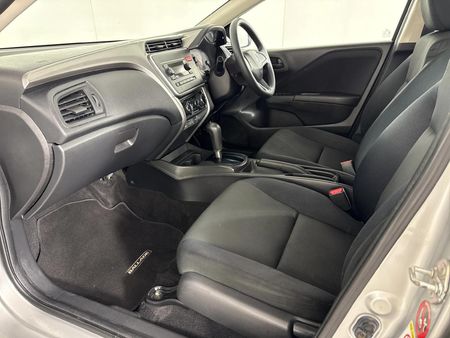 2016-Honda-Ballade-15-Trend-Auto_8