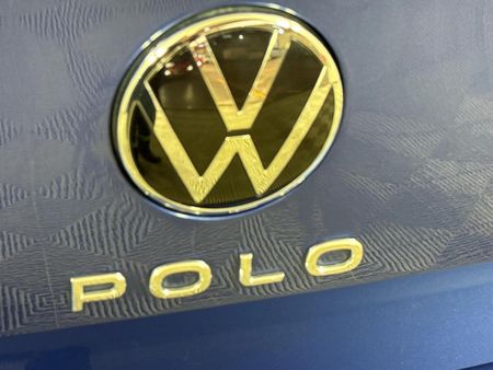 2024-Volkswagen-Polo-10-TSI_11